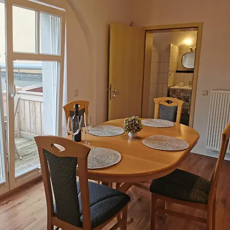 Ferienwohnung Schlossblick Mit Parkplatz Pirna Exterior foto